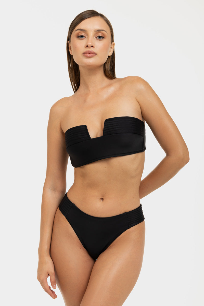 Grace Capittonne Bikini in Black