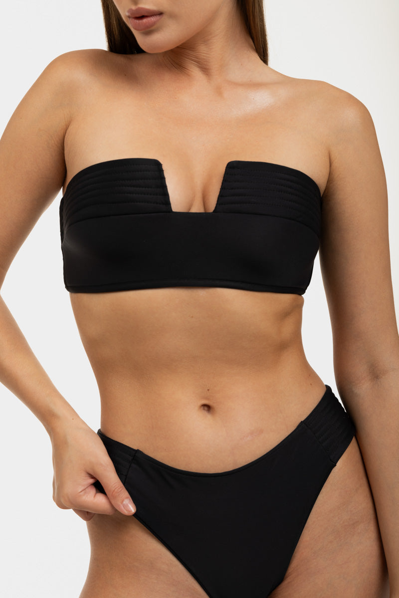 Grace Capittonne Bikini in Black